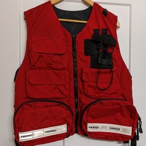 Red Ferno medic vest